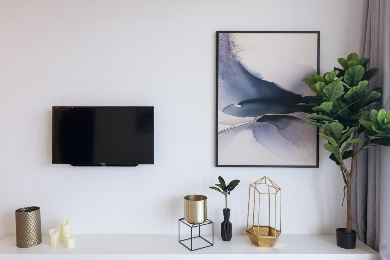 Arte Serviced Apartment @ Penang Гелугор Экстерьер фото