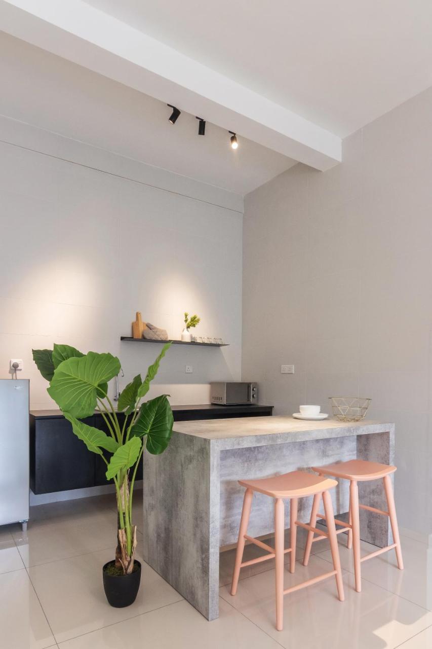 Arte Serviced Apartment @ Penang Гелугор Экстерьер фото